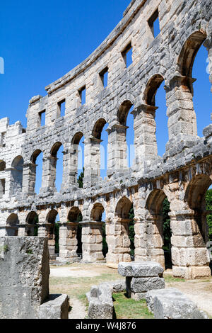 Interior view of the walls of Pula Arena, a Roman amphitheatre built in Croatia in the 1st century AD Stock Photo