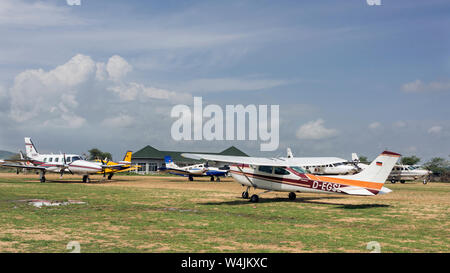 Safari planes massing at Seronera airport, Serengeti, Tanzania Stock Photo
