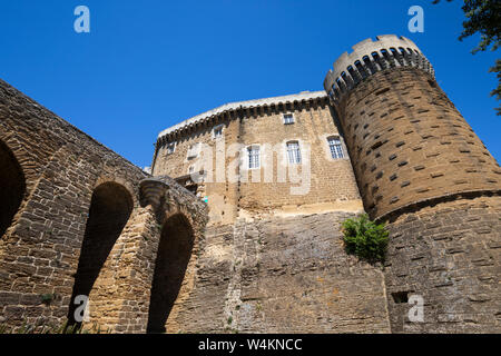 Castle of Suze-la-Rousse, Suze-la-Rousse, Drome department, Auvergne-Rhone-Alpes, Provence, France, Europe Stock Photo