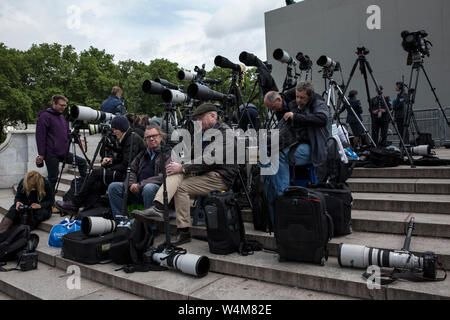 Royal Press Photographers at Trooping the Colour, The Queen's Birthday Parade celebrations outside Buckingham Palace, Central London, England, UK Stock Photo