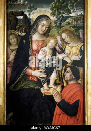 Italy Marche San Severino Marche - Pinacoteca Comunale 'P. Tacchi Venturi' - Pinturicchio 'Madonna della Pace e L'Eterno' Stock Photo