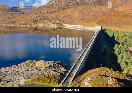 Mullardoch Dam, part of the hydro electric scheme built throughout Highland Scotland in the 1950s and 1960s.  This dam was built in 1951. Stock Photo