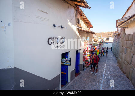 Peru Cusco Inca Roca Calle Hatunrumiyoc inca wall Stock Photo - Alamy