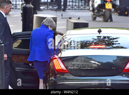 London, UK. 24th July 2019. Theresa May makes her final speach as Prime Minister in Downing Street, before leaving for Buckingham Palace to hand in her resignation to the Queen. Credit: PjrFoto/Alamy Live News Stock Photo