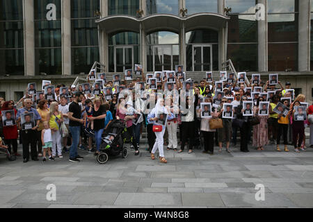 Manchester, UK, 24th July, 2019. Family, friends and concerned members of the community attend a justice for Yousef Makki protest.  Yousef was a 17 year old  killed in a stabbing incident.  Family and friends feel let down by the justice system as nobody has been convicted of Yousef's murder.  , Crown Square Crown Court, Manchester, UK. Credit: Barbara Cook/Alamy Live News Stock Photo