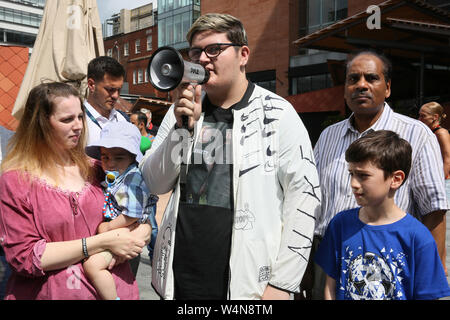 Manchester, UK, 24th July, 2019.The Brother of Yousef Makki speaking at a peaceful protest. for the 17 year old  killed in a stabbing incident.  Family and friends feel let down by the justice system as nobody has been convicted of Yousef's murder. Crown Square Crown Court, Manchester, UK. Credit: Barbara Cook/Alamy Live News Stock Photo