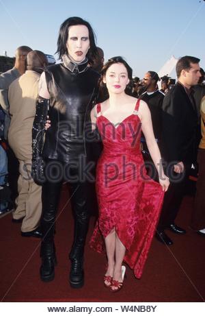 MARILYN MANSON with Rose McGowan at the MTV movie awards , Barker Stock ...