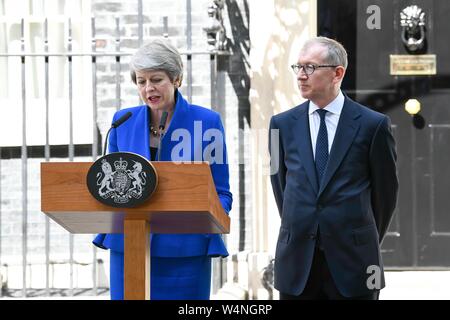 Theresa May leaves Downing Street. London, UK. 24/07/2019 Stock Photo