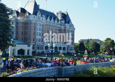 Classic Deuce Coupe days in Victoria BC, Canada. Classic cars in front of the Empress Hotel and BC museum. Stock Photo