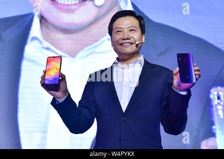 Lei Jun, Chairman and CEO of Xiaomi Technology and Chairman of Kingsoft Corp., introduces the Redmi Note 7 smartphones during the new products launch Stock Photo