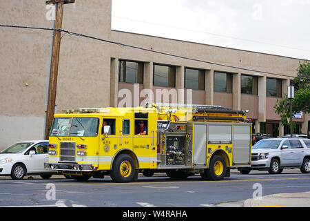 MAUI, HI -5 APR 2018- View of a yellow firetruck in Kihei on the Hawaiian island of Maui, Hawaii. Stock Photo