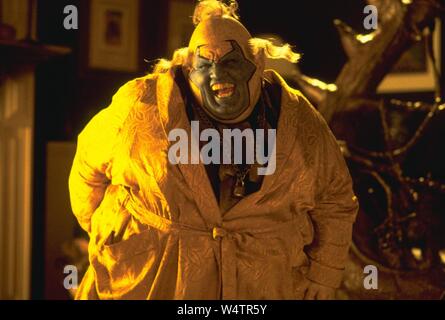 JOHN LEGUIZAMO in SPAWN (1997), directed by MARK DIPPE. Credit: NEW LINE CINEMA / Album Stock Photo