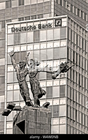 jakarta, dki jakarta/indonesia - may 18, 2010: the welcome monument at bundaran hotel indonesia  built 1962 on occasion of the asian games in front of Stock Photo