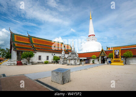 Wat Phra Mahathat Woramahawihan with nice sky at Nakhon Si Thammarat in Thailand. Stock Photo