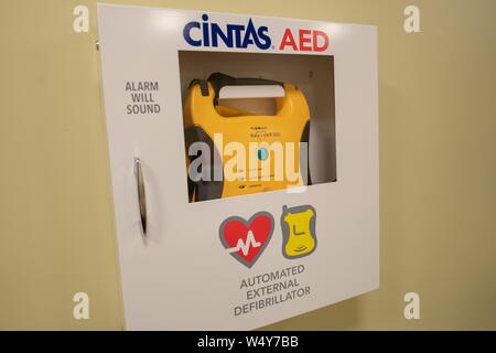 Close-up of an Automatic External Defibrillator (AED) from operations supply company Cintas mounted on the wall of a facility in San Ramon, California, May 31, 2019. () Stock Photo