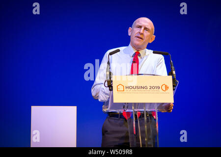 John Healey MP talks at the CIH Housing Conference 2019     www.chrisbullphotographer.c Stock Photo