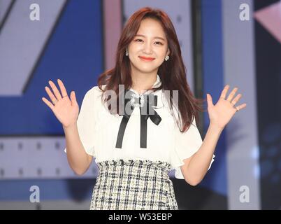 **TAIWAN OUT**South Korean singer and actress Kim Se-jeong, better known by the mononym Sejeong, of South Korean girl group Gugudan, attends a press c Stock Photo