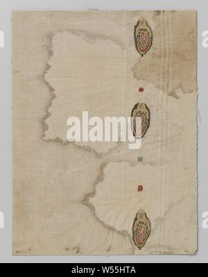 Tissue fragment in tapestries, Natural colored linen tissue fragment with three woven oval motifs with a white stylized plant motif in the center on a red ground, surrounded by a yellow and green border. At the top curved lines in red and yellow, at the bottom irregularly shaped leaf motif in yellow. The whole is outlined in brown. There are squares between these ovals, two red and one green. In the linen fabric, next to the ovals, on the one hand there are three lines and on the other hand one line through woven wefts., anonymous, Egypte, c. 500 - c. 699, ketting en inslag, inslag, tapestry Stock Photo