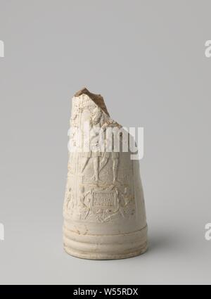 Fragment of a tankard with the Conversion of Paul, Fragment of a jug (schnelle) of stoneware with a cylindrical, tapered body. Top and ear are missing. Profiles above the foot. On the body in relief three times a printed and imposed elongated box containing representations of the conversion of Paul. The left-hand box with the inscription 'SAUL GAF IM DEN BRIEF', the middle one with 'SAUL, SAUL, WAS [...]' and 'HER WAS WILSTV DAS ICH DVN SOL', the right-hand box with 'SOL WAS BLINT GESLAGEN'. The 'P.K' brand is displayed under each show. Siegburg., Peter Knütgen (mentioned on object), Siegburg Stock Photo