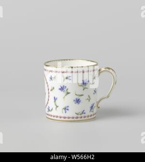 Cup with a flower spray in a medallion and flowers, Porcelain cup with a cylindrical wall and C-shaped ear, painted on the glaze in blue. The outer wall is covered with scattered flowers, interrupted at the front by a medallion of pink and golden pearls with a flower branch in it. Above and below the same band with pink pearls. Above the foot a golden line and on the inside and outside edge a band with half golden balls. On the ear a palmet and dots. Marked on the bottom with the double L, year letters MM and wt., Manufacture de Sèvres, Sèvres, c. 1790, porcelain (material), glaze, gold (metal Stock Photo