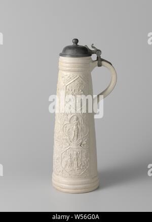 Tankard (schnelle) with Biblical scenes, Jug (schnelle) of stoneware with a cylindrical, tapered body and C-shaped ear. Profiles below the edge and above the foot. On the body in relief three times a printed and imposed elongated box with three medallions with Biblical images. The upper one with Christ and the Samaritan woman, underneath the inscription 'DAT FRAIGEN AN DM PICHT IOA 4'. The middle one with Saint Helena, 'S. HELENA 1570 ', and the' H.H. 'brand. The lower medallion with Christ as a good shepherd for the sheep with the inscription 'IOHANNIS X'. The jug is set in a pewter frame Stock Photo