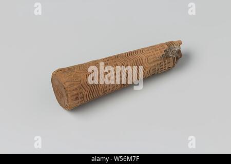 Knife lifter from the wreck of the East India dealer Hollandia, Knife, handle, Annet, Dutch East India Company, Hollandia (ship), anonymous, Netherlands, 1700 - in or before 13-Jul-1743, wood (plant material), h 8.9 cm × d 2.5 cm Stock Photo