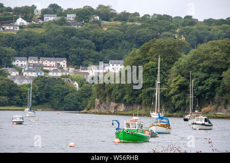 The River Teifi (Afon teifi) at Cardigan  Ceredigion, Wales, UK Stock Photo