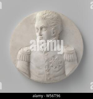 Medallion portrait of Prince Frederik Willem Karel (1797-1881), Marble relief with the portrait of Prince Frederik Willem Karel ( 1797-1881). King Willem I's youngest son is depicted three-quarters to the left, Frederik (Prince of the Netherlands), anonymous, Netherlands, c. 1810 - c. 1815, marble (rock), d 13 cm × t 3 cm Stock Photo