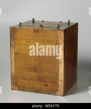 Powder Chest, Rectangular wooden powder box, covered with copper inside and  reinforced with copper fittings outside