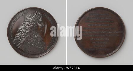 Peace of Nijmegen, Bronze Medal. Front: man's bust inside the inside. Reverse: inscription, Nijmegen, Louis XIV (King of France), anonymous, France, 1679, bronze (metal), striking (metalworking), d 8.5 cm × w 219.93 Stock Photo