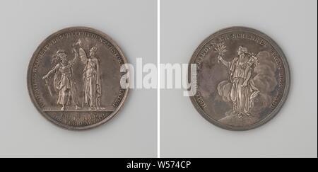 Peace of Amiens, Silver Medal. Obverse: winged angel with laurel wreath, puts hand on shoulder of Justice and with palm branch pushes the unevenly hanging scales, which she holds out to him in balance within the wrap, cut off: inscription. Reverse: god Oceanos with bundle of reeds and filled horn of abundance in his hands sits on the sea within an inscription, cut off: dating, Amiens, Abraham Abrahamson, Berlin, 1802, silver (metal), striking (metalworking), d 3.4 cm × w 13.58 Stock Photo