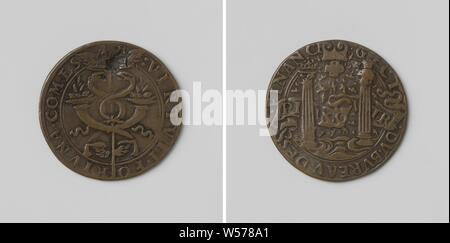 Return of Charles V, German Emperor in the Netherlands, calculation token of the Council of Finance, Copper token. Obverse: Staff of Mercury, flanked by two filled horns of abundance within an inscription. Reverse: pennant with inscription under flint and flint with sparks between columns of Herkules within inscription, Netherlands, Karel V of Habsburg (German emperor and king of Spain), Council of Finance, anonymous, 1548, copper (metal), striking (metalworking), d 2.7 cm × w 4.69 Stock Photo