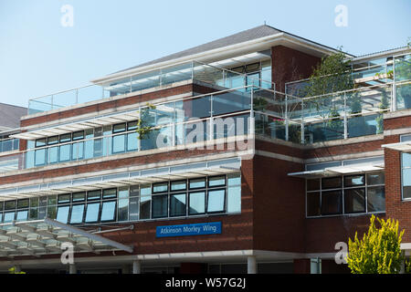 Outside front exterior of the Atkinson Morley Wing of Saint Georges Hospital in Tooting, London. UK. Saint Georges in tooting is the main hospital of St George’s University hospitals NHS foundation trust. UK (111) Stock Photo