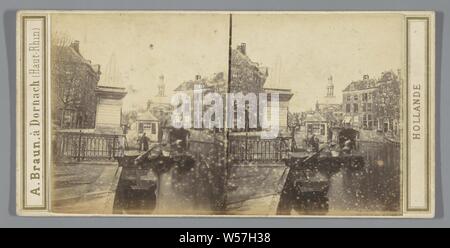 Leiden, Le quai du nouveau Rhin (New Rhjn Gracht), New Rhine, Adolphe Braun, Netherlands, 1864 Stock Photo