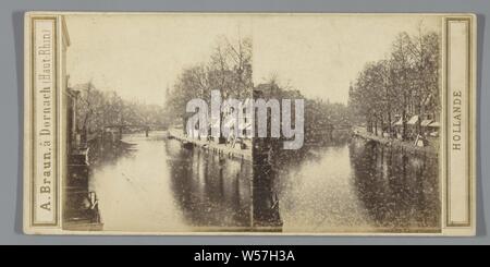 Leiden, Le quai du nouveau Rhin (New Rhjn Gracht), New Rhine, Adolphe Braun, Netherlands, 1864 Stock Photo