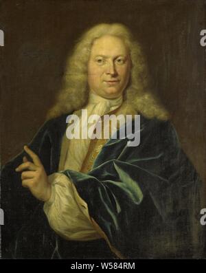 Portrait of Jan Hendrik van Heemskerck, Count of the Holy Roman Empire, Lord of Achttienhoven, Den Bosch and Eyndschoten, Captain of the Citizenry of Amsterdam (Johan Hendrik Graaf Van Heemskerk), Portrait of Jan Henry van Heemskerck (1689-1730), count of the Holy Roman Empire, lord of Achttienhoven, Den Bosch and Eyndschoten. Captain of the citizenry in Amsterdam. Half-length, with raised and gesticulating left hand., Jan Maurits Quinkhard, 1710 - 1730, canvas, oil paint (paint), h 85 cm × w 67 cm Stock Photo