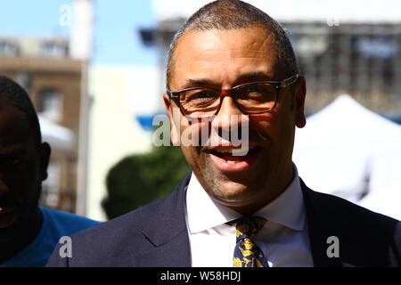 JAMES CLEVERLY MP PICTURED AT COLLGE GREEN IN THE CITY OF WESTMINSTER, LONDON, UK ON THE 24TH JULY 2019. CONSERVATIVE PARTY MPS. BORIS JOHNSON GOVERNMENT APPOINTS JAMES CLEVERLY TO CONSERVATIVE PARTY CHAIR AND MINISTER WITHOUT PORTFOLIO. BORIS JOHNSON CABINET. Stock Photo