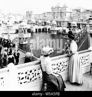 Court of Honour, Franco British White City Exhibition in London in 1908 Stock Photo