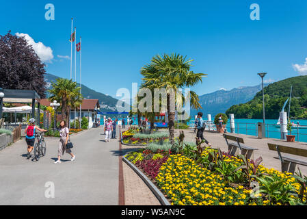 Lakeside promenade, Spiez, Bernese Oberland, Switzerland, Europe Stock Photo