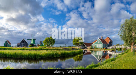 The characteristic wooden houses as in the 17th century in the Museum Zaanse Schans, Zaandam, Netherlands, Europe Stock Photo