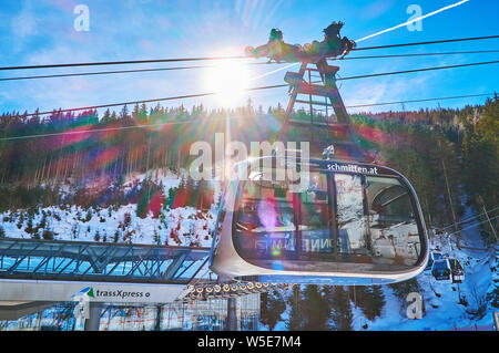 ZELL AM SEE, - FEBRUARY 28, 2019: The air tram of Porsche Design in bright sun rays, on February 28 in Zell Am Stock Photo - Alamy