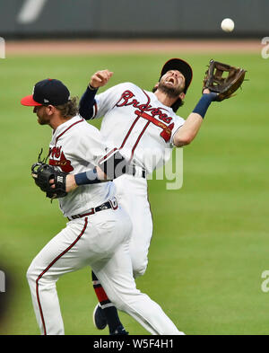 Charlie Culberson makes great catch, lookalike Swanson gets credit