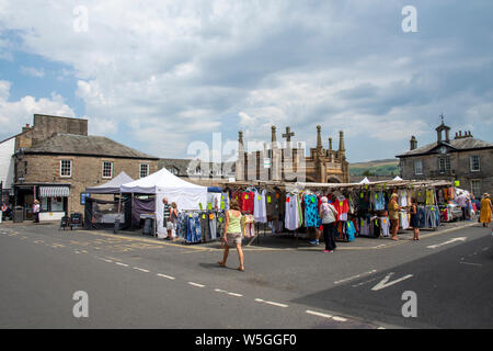 Kirkby Lonsdale Market Square a small town and civil parish in the South Lakeland district of Cumbria, England.  is known as a gateway to the Yorkshir Stock Photo