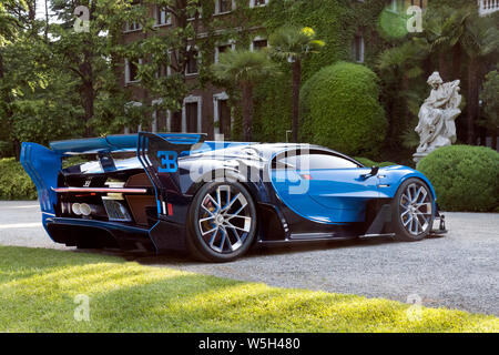 2016 Villa d' Este concorso D'Elegsanza Como Italy. 2015 Bugatti Vision Gran Turismo Stock Photo