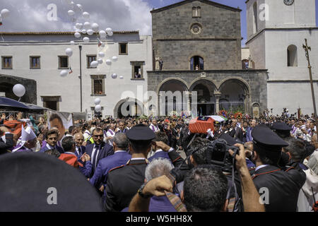 Naples, Italy. 29th July 2019. Italy 07/29/2019 Somma Vesuviano (NA) Funerals of the carabiniere Mario Cerciello Rega killed in Rome by two Americans. Credit: Fabio Sasso/ZUMA Wire/Alamy Live News Stock Photo