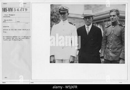 American Red Cross - A thru D - Active in the Red Cross Drive, N.Y. City. H.P. Davison, member of J.P. Morgan & Co., center and hi two sons, Harry (left) and Trubee (right); Scope and content:  Photographer: Paul Thompson Stock Photo