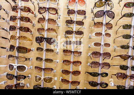 Fort Ft. Lauderdale Florida,Coral Springs,Sawgrass Mall,Neiman Marcus,Last Call,store chain,outlet,upmarket,eyeglasses,sunglasses,frame,tinted lens,di Stock Photo