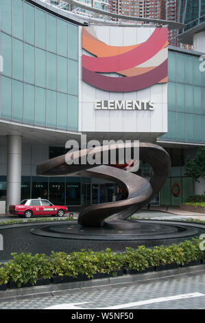 Elements shopping complex in Kowloon, Hong Kong. Located above the MTR Kowloon station, Elements offers 5 shopping zones themed around the Chinese ele Stock Photo