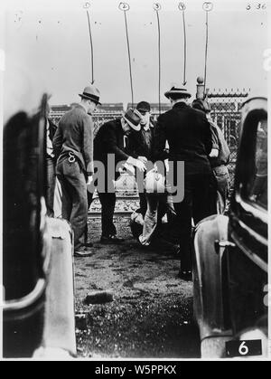 Labor-Strike: Ford Motor Company: Walter Reuther second from left ...