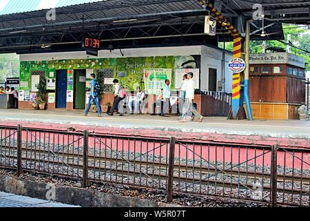 Lower Parel Railway Station Mumbai Maharashtra India Asia Stock Photo